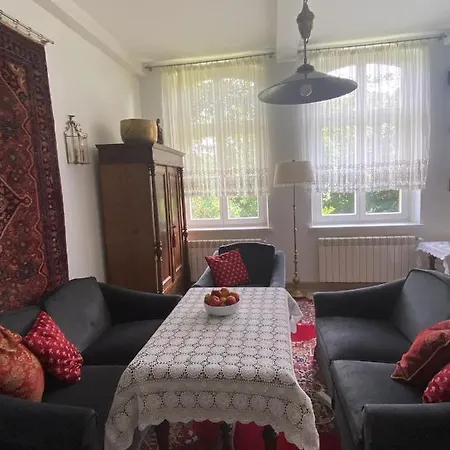 公寓 Jelenczowka Alte Dorfschule Parchowo