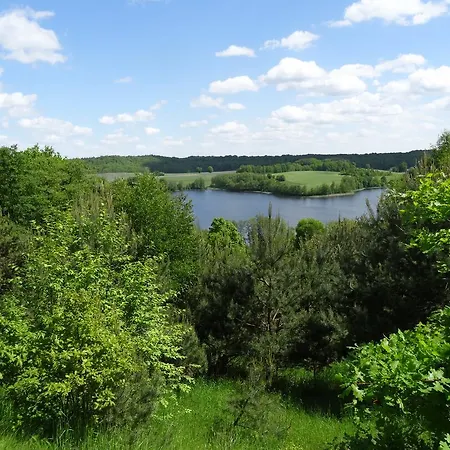 Jelenczowka Alte Dorfschule