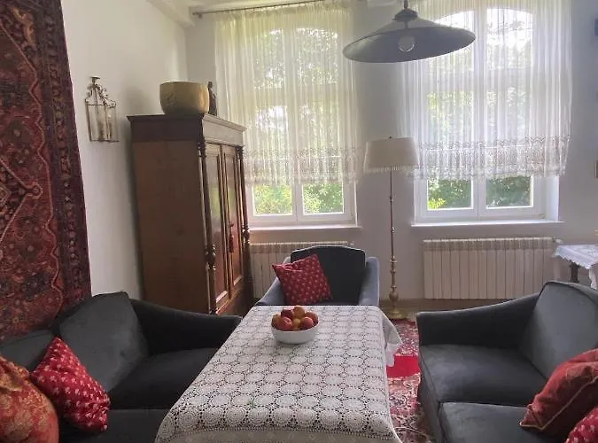 Lägenhet Jelenczowka Alte Dorfschule Parchowo