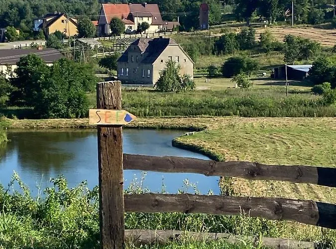 Jelenczowka Alte Dorfschule Lägenhet Parchowo