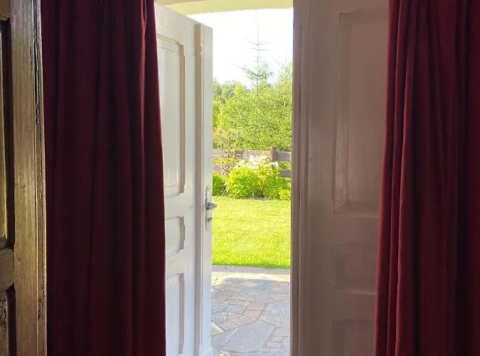 Lägenhet Jelenczowka Alte Dorfschule *